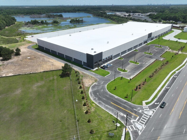 Primary Photo Of 4704 Ogeechee Rd, Savannah Warehouse For Lease