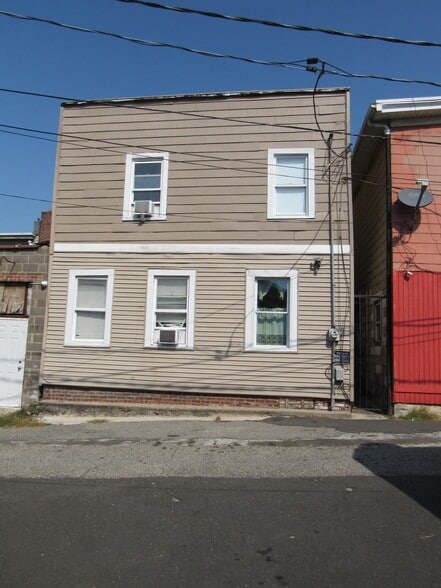 More Photos Of 5 New Main St, Haverstraw Storefront Retail Residential For Sale
