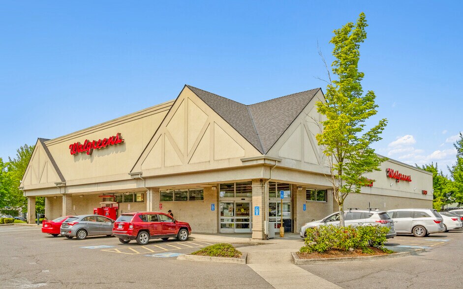 More Photos Of 4325 SE 82nd Ave, Portland Drugstore For Sale