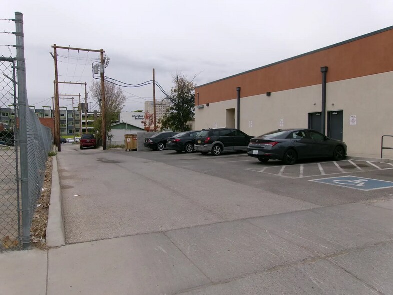 More Photos Of 404 Arizona Ave, El Paso Restaurant For Lease