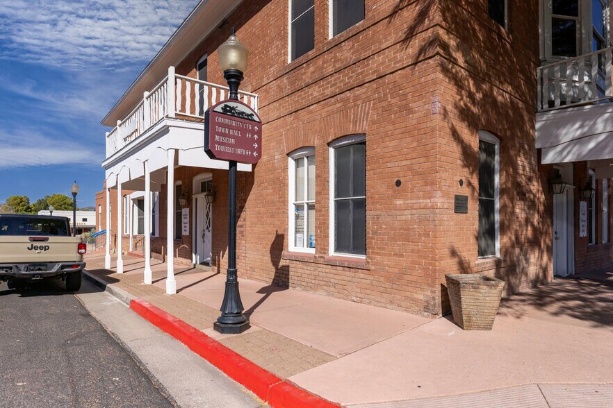 More Photos Of 1 E Apache St, Wickenburg Office For Sale
