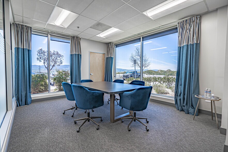 More Photos Of 28338 Constellation Rd, Valencia Loft Creative Space For Sale