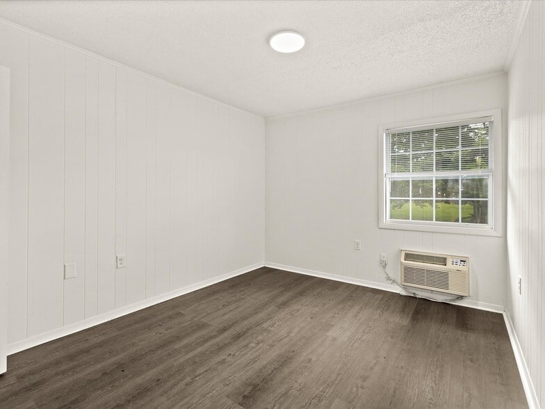 More Photos Of 112 Becky Dr, Greeneville Apartments For Sale