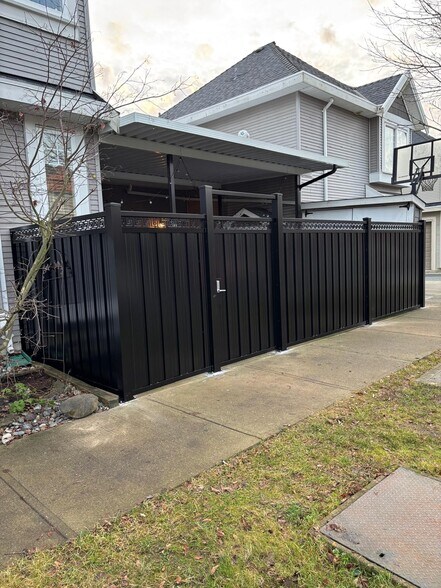 More Photos Of 11538 132A St, Surrey Warehouse For Sale