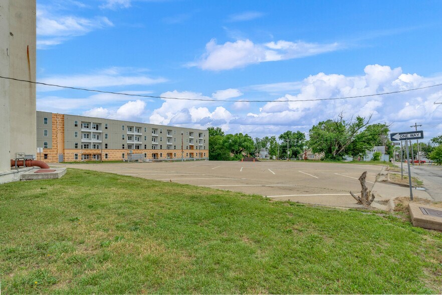More Photos Of 1121 Quincy St, Topeka Land For Sale