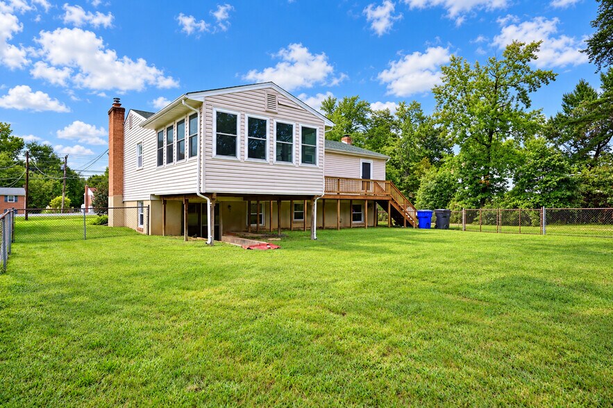 More Photos Of 4100 Old Washington Rd, Waldorf Healthcare For Sale