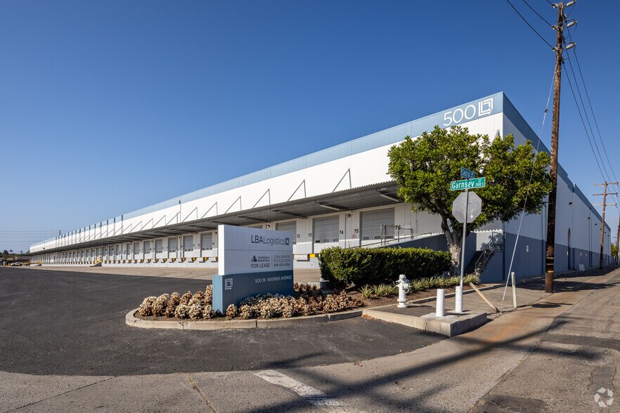 More Photos Of 500 W Warner Ave, Santa Ana Warehouse For Lease