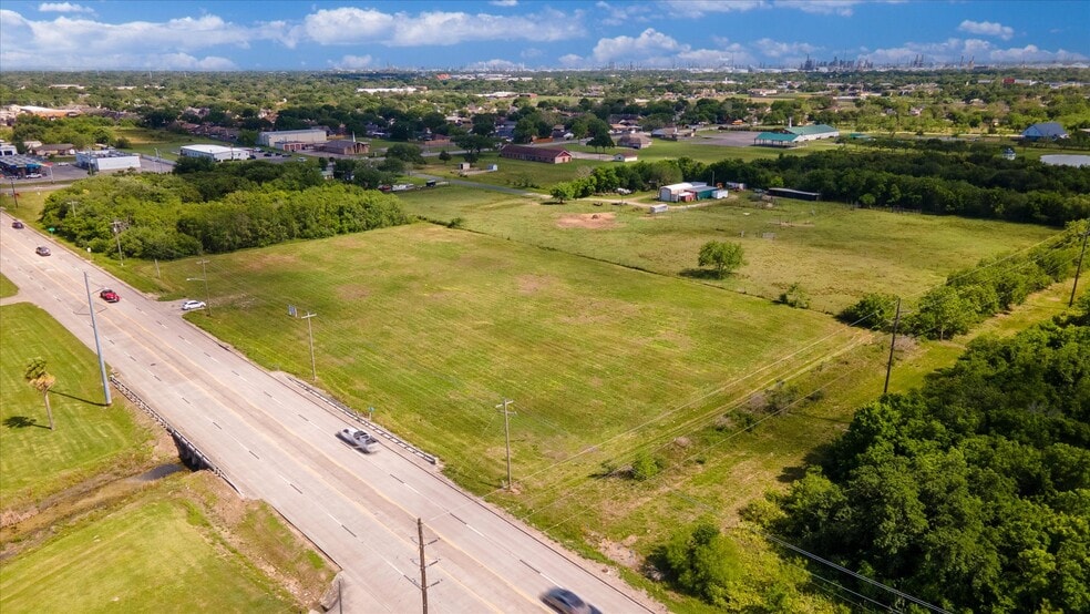 More Photos Of 00 25th Avenue @ 29th Avenue, Texas City Land For Sale