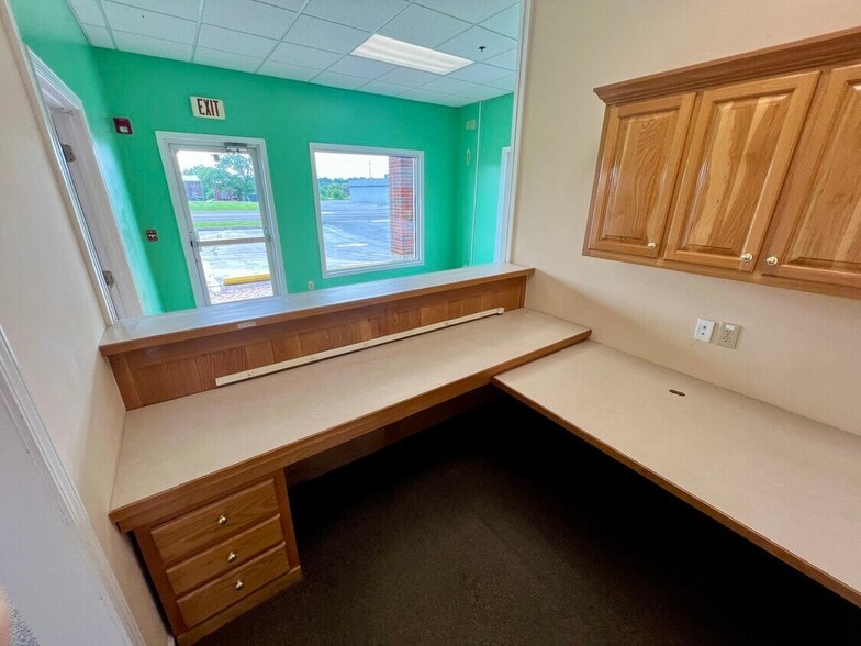 More Photos Of 201 N Oak Ave, Cookeville Medical For Lease