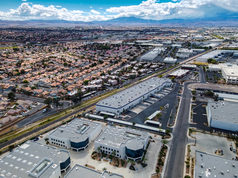 More Photos Of 1525 Pama Ln, Las Vegas Warehouse For Sale