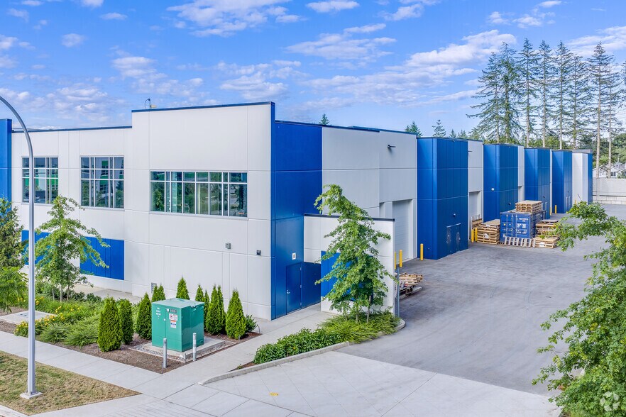 More Photos Of 3438 195 St, Surrey Warehouse For Lease