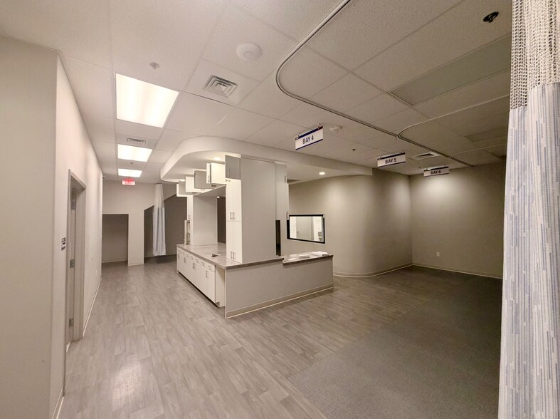 More Photos Of 1902 Windsor Pl, Fort Worth Medical For Lease