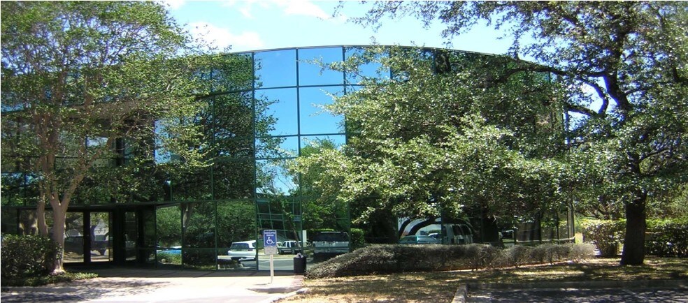 More Photos Of 4242 Medical Dr, San Antonio Medical For Sale