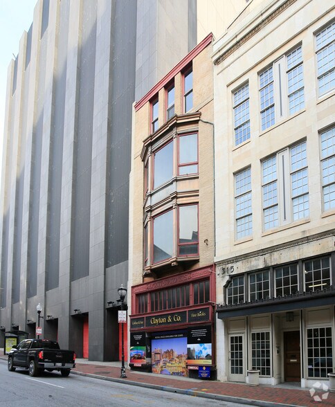 More Photos Of 317 N Charles St, Baltimore Office For Sale