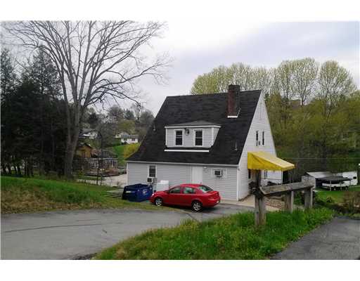 More Photos Of 53 Oak Spring Rd, Washington Freestanding For Sale