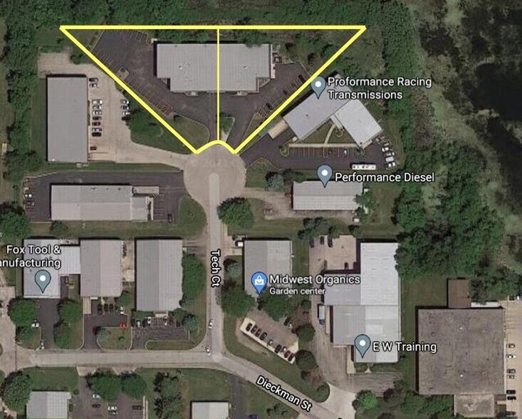 More Photos Of 2200-2205 Tech Ct, Woodstock Warehouse For Lease