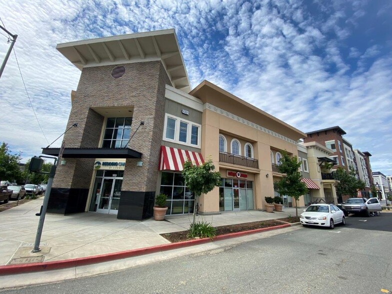 Primary Photo Of 1321 Butte St, Redding Storefront Retail Office For Lease