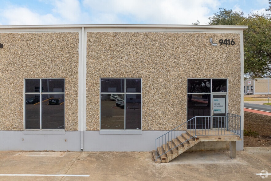 More Photos Of 9416 Neils Thompson Dr, Austin Unknown For Lease
