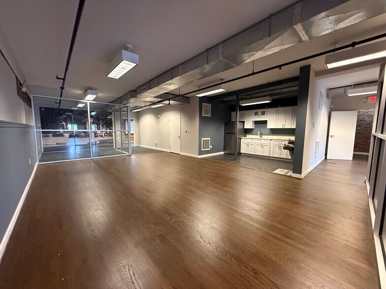 More Photos Of 219 Hay St, Fayetteville Storefront Retail Office For Lease