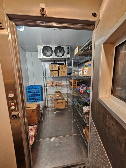 More Photos Of 8442 Parkwood Blvd, Plano Restaurant For Lease