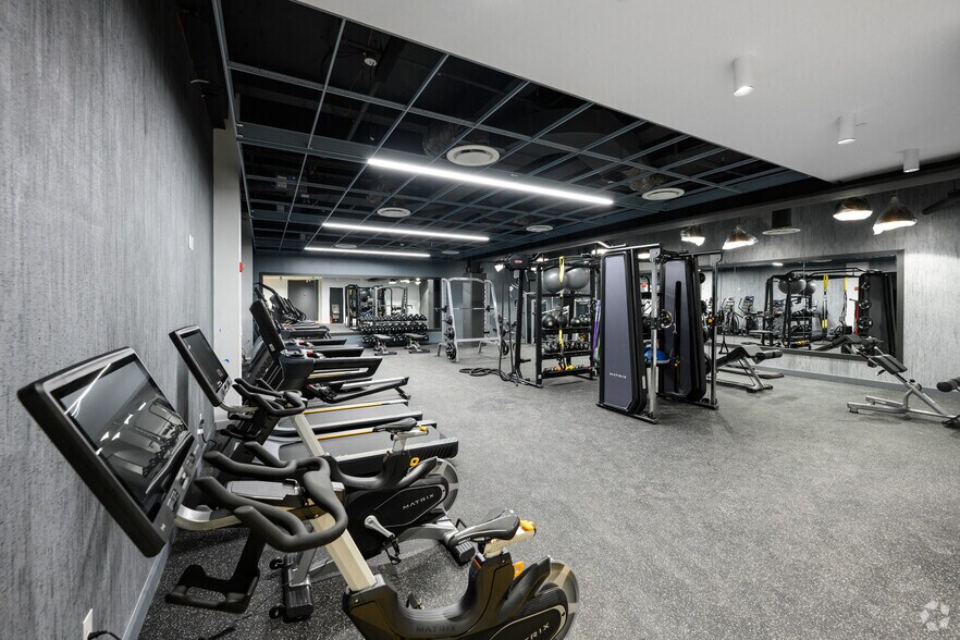 More Photos Of 515 King St, Alexandria Office For Lease