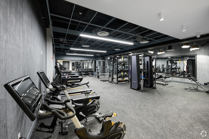 More Photos Of 515 King St, Alexandria Office For Lease