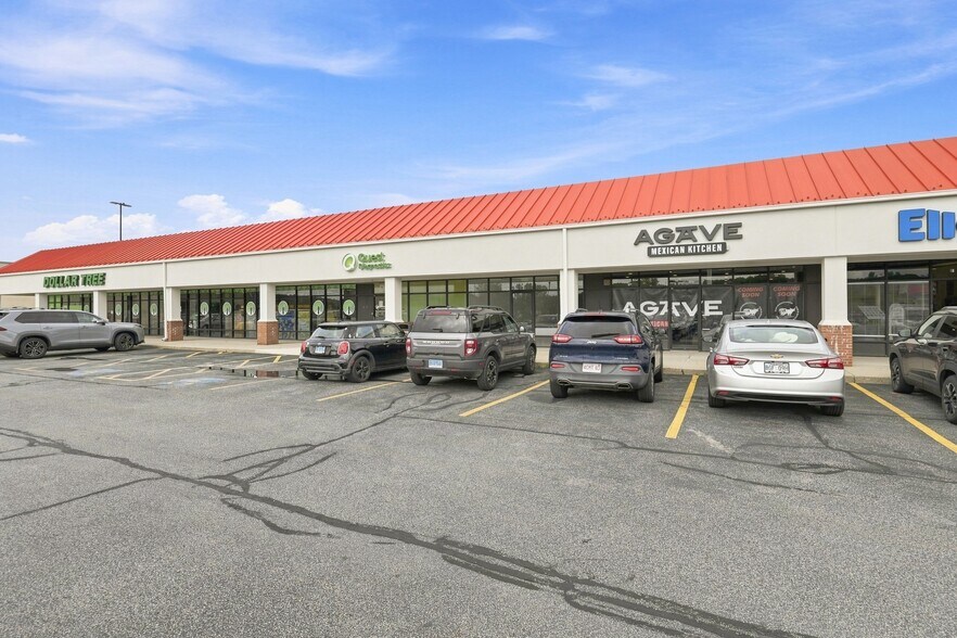 More Photos Of 62 Providence Pike, Putnam Freestanding For Lease