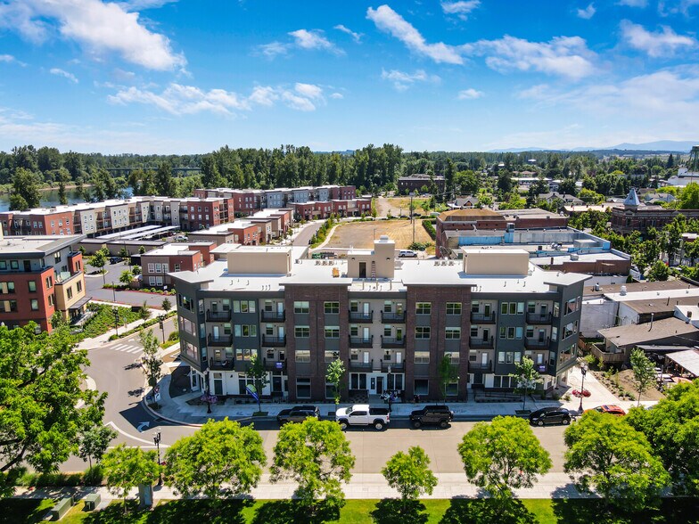 More Photos Of 107 C Street, Independence Apartments For Lease