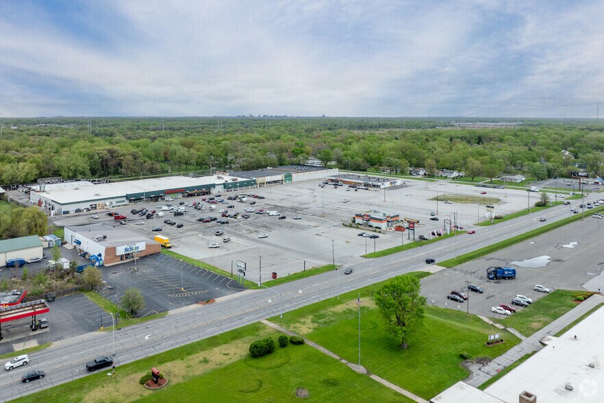 More Photos Of 6010-6050 W Ridge Rd, Gary General Retail For Lease