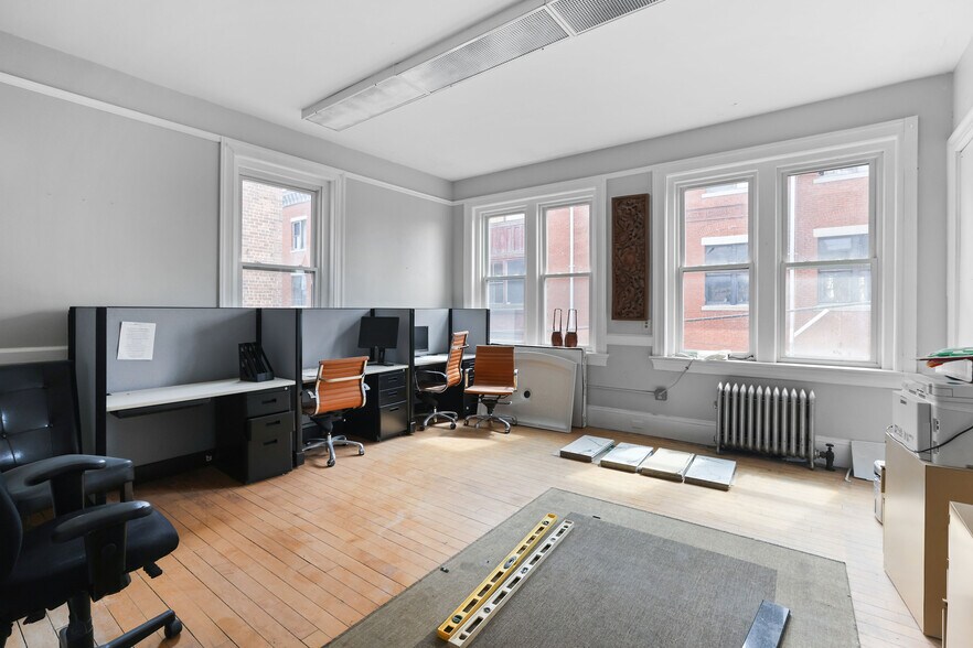 More Photos Of 31-33 Summer St, Pawtucket General Retail For Sale