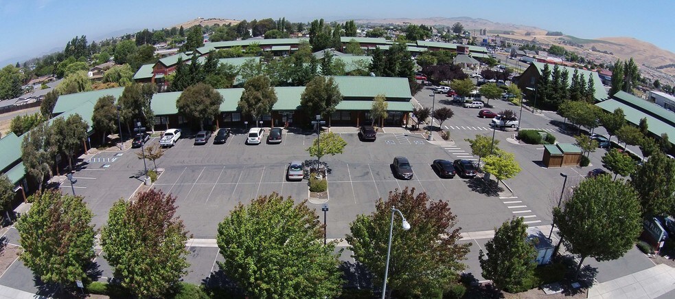 More Photos Of 3417-3433 Broadway St, American Canyon Unknown For Lease