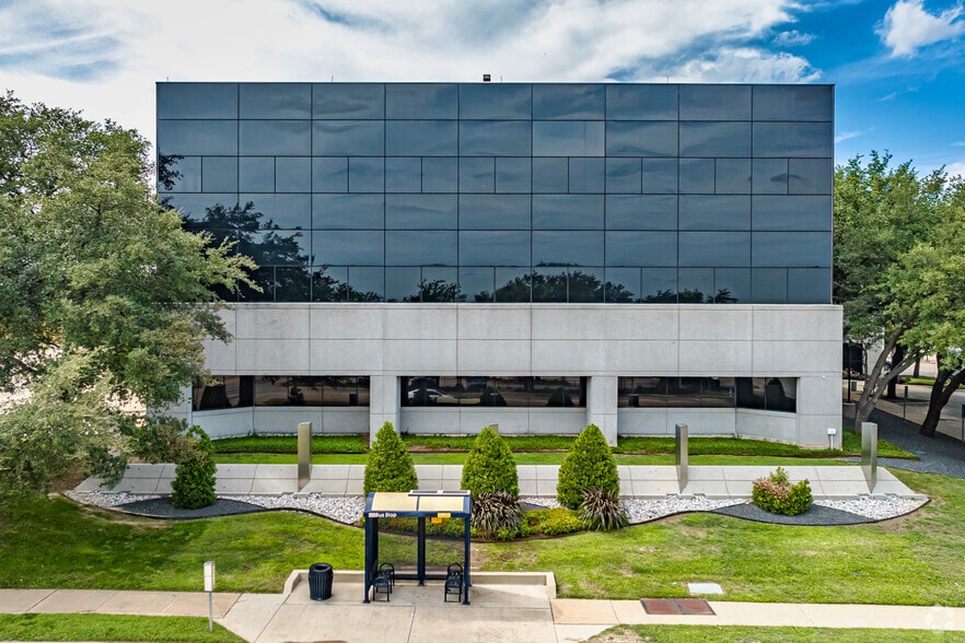 More Photos Of 1651 N Collins Blvd, Richardson Office For Lease