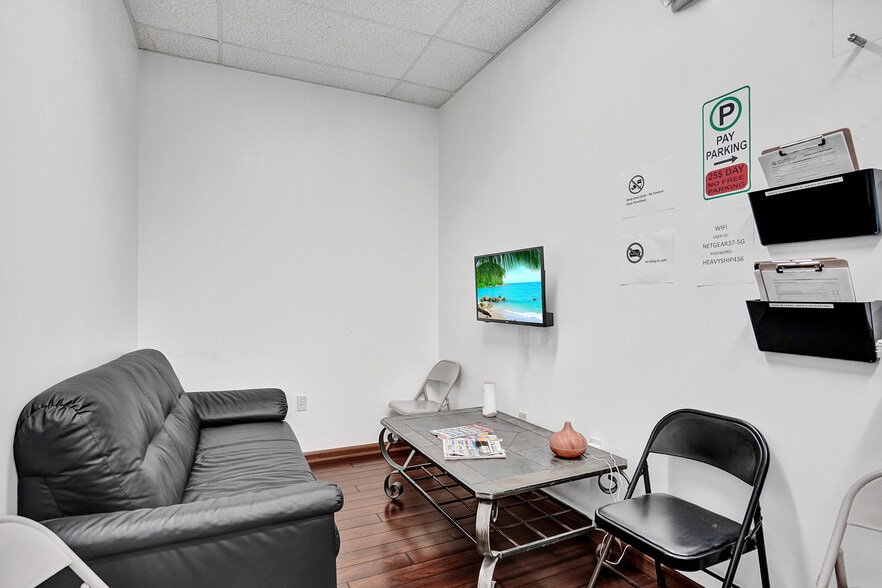 More Photos Of 850 NW 12th Ter, Pompano Beach Warehouse For Sale