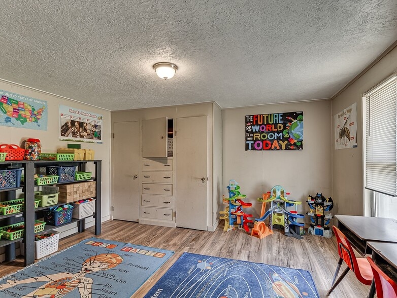 More Photos Of 1419 W London St, El Reno Religious Facility For Sale