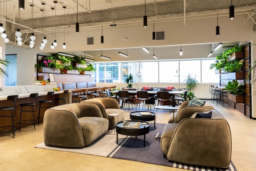 More Photos Of 9255 W Sunset Blvd, West Hollywood Coworking Space