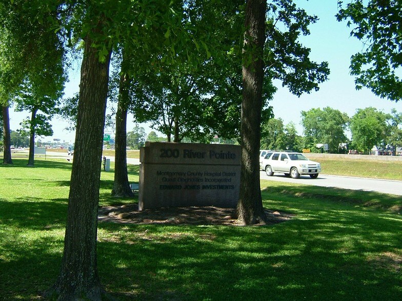 More Photos Of 200 River Pointe Dr, Conroe Office For Lease