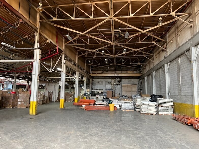 More Photos Of 1600 Wabash Ave, Fort Wayne Distribution For Lease