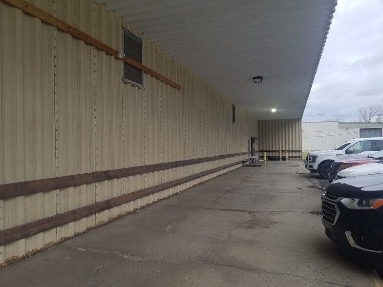 26960 Van Born Rd, Dearborn Heights, MI 48125 Warehouse For Sale