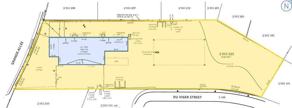 More Photos Of 1350 Rue Grande Allée, Terrebonne Manufacturing For Sale