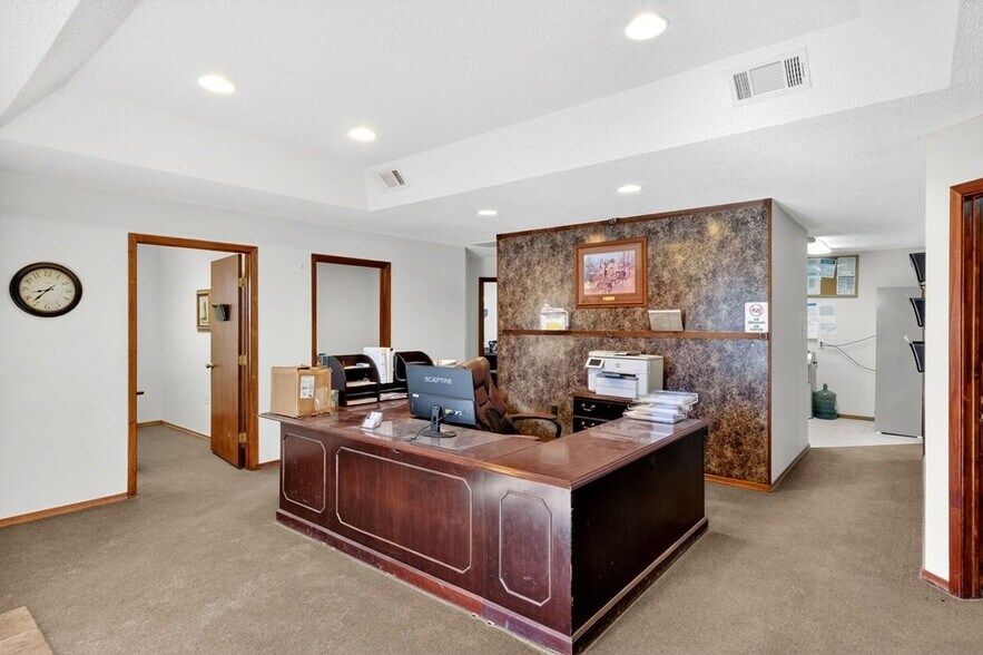 More Photos Of 8316 W I-20, Midland Warehouse For Lease