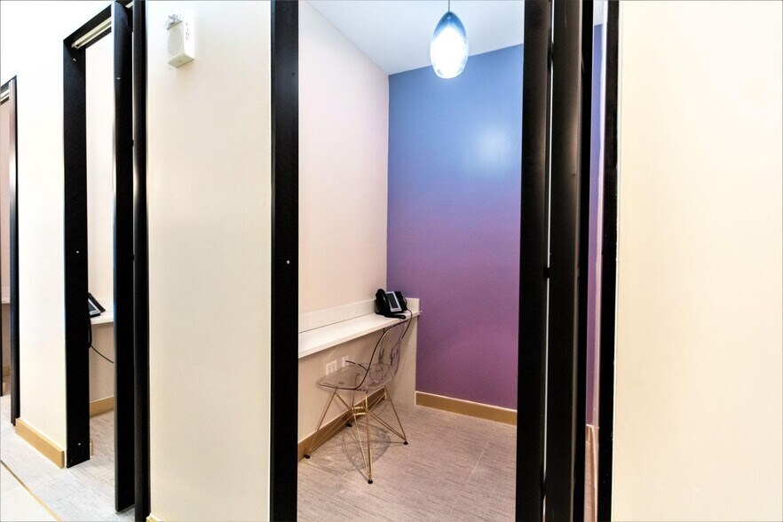 More Photos Of 515 Madison Ave, New York Coworking Space