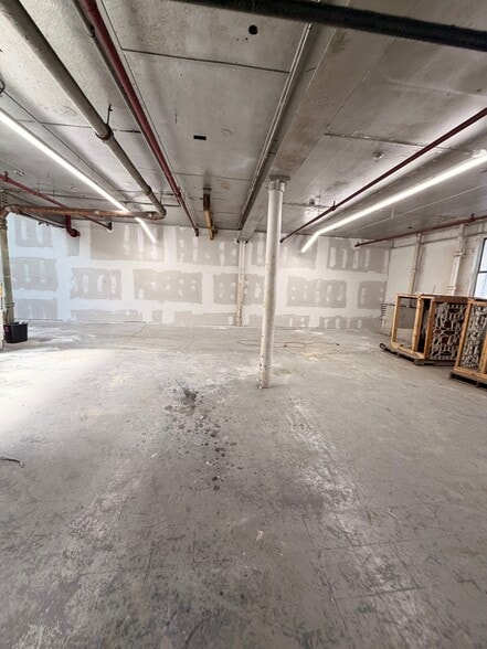 More Photos Of 611-653 Sayre Ave, Perth Amboy Warehouse For Lease