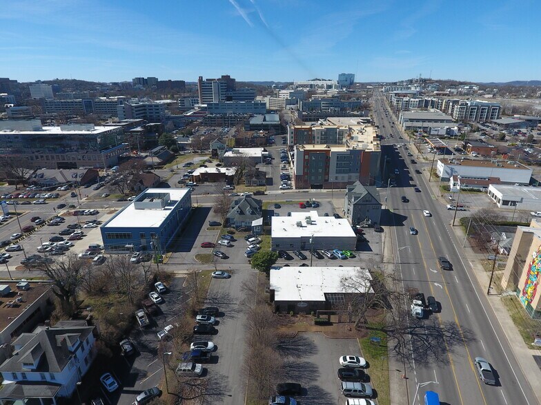 More Photos Of 341 21st Ave N, Nashville Office For Lease