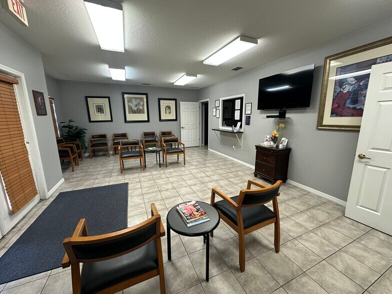 More Photos Of 10960 Sheldon Rd, Tampa Office For Sale