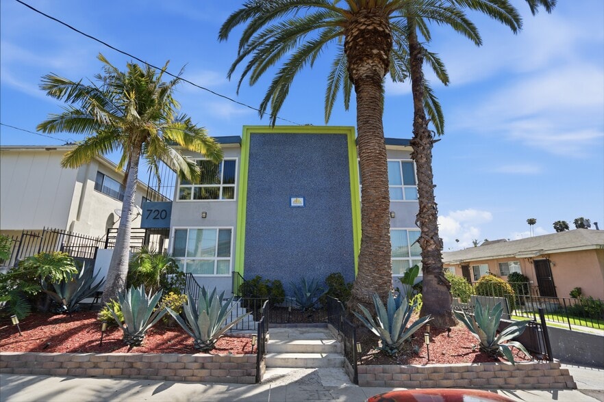 Primary Photo Of 720 N Market St, Inglewood Apartments For Sale