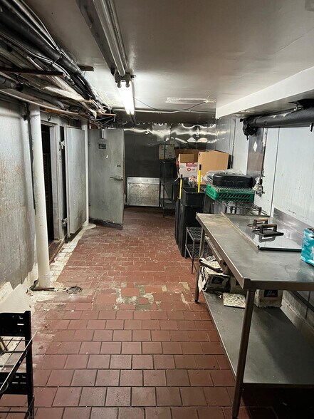 More Photos Of 224 4th Ave, Brooklyn Apartments For Lease