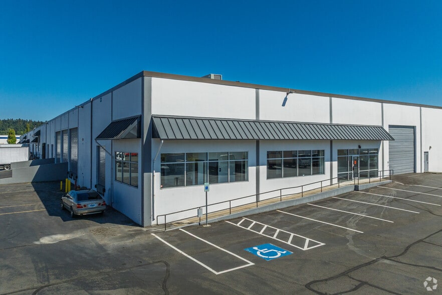Primary Photo Of 7817 S 210th St, Kent Warehouse For Lease