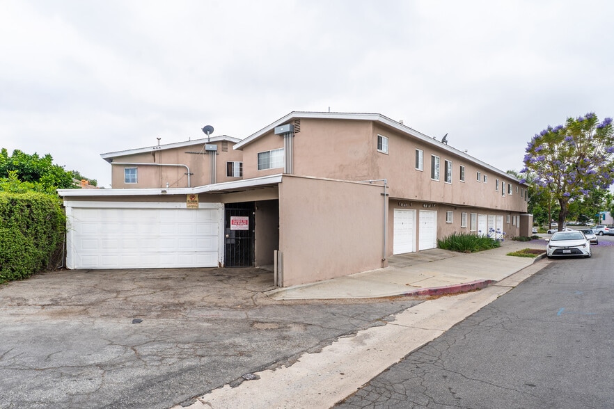 More Photos Of 5245 Via San Delarro St, Los Angeles Apartments For Sale