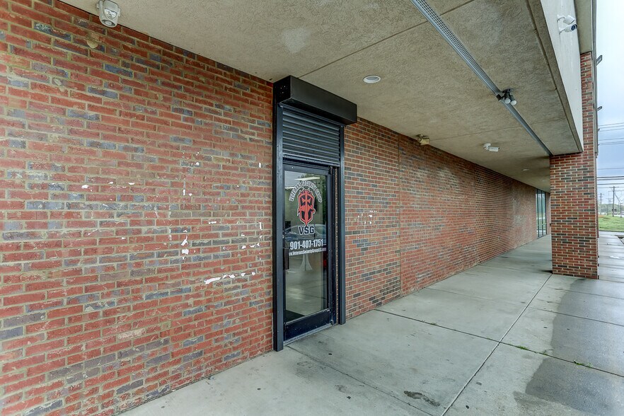 More Photos Of 6920 Winchester Rd, Memphis Freestanding For Sale