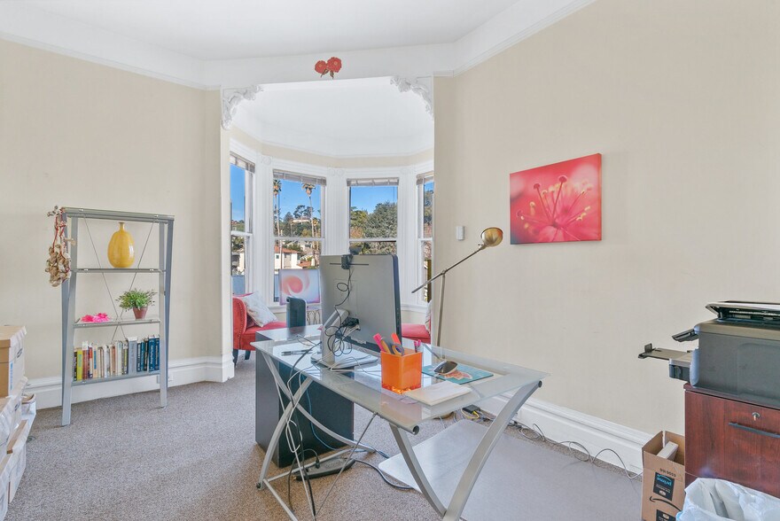 More Photos Of 603 Mission St, Santa Cruz Office For Sale